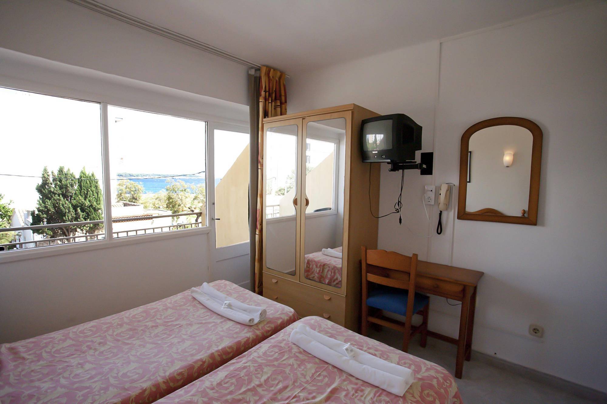 Pinomar (Adults Only) Hotell S'Illot  Exteriör bild